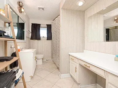 3828883b31591a17cf63fe4bbbbc4473-cc_ft_384