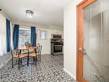 5c162e871ad0138917e3cba10389c639-cc_ft_384