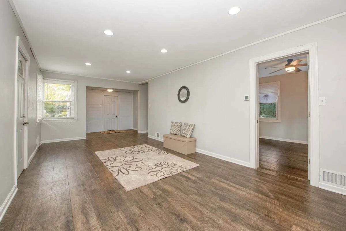 ea620df606036ac6d071a6819d7e4d77l-m2484027013rd-w1280_h960