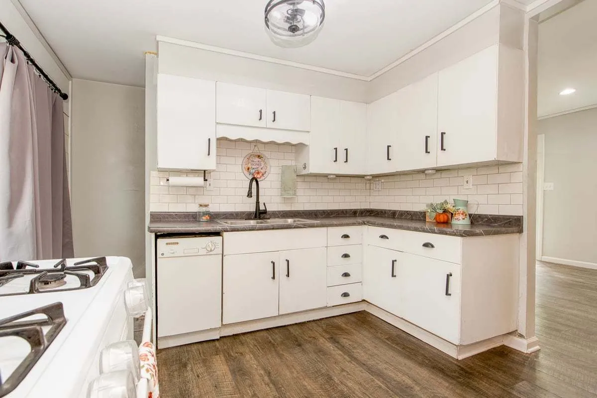 ea620df606036ac6d071a6819d7e4d77l-m3175716795rd-w1280_h960