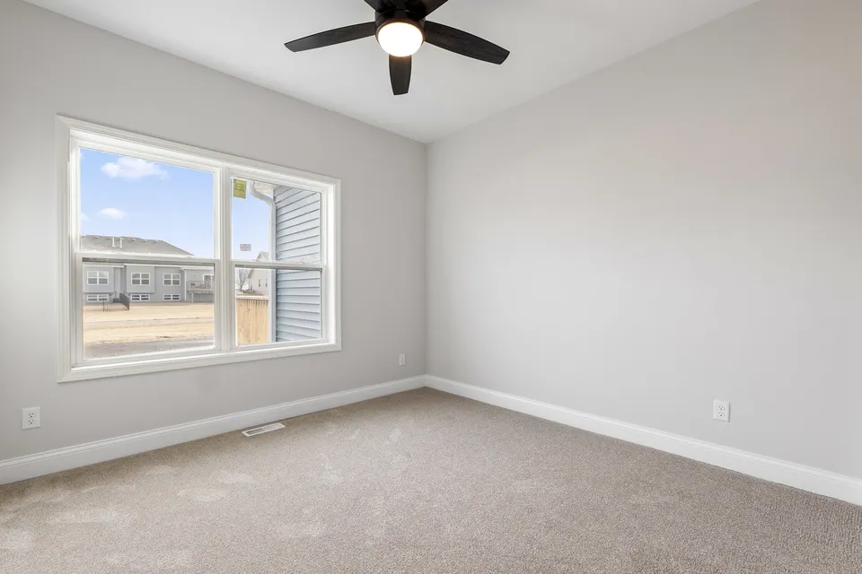 2208 Naggie Room1