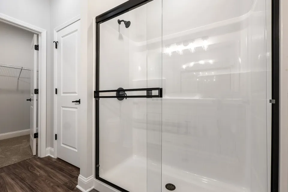 2208 NaggieBath12