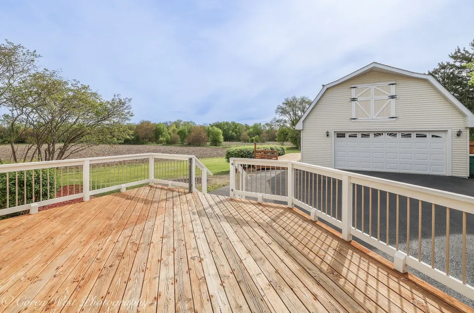 230 Sabin Garage